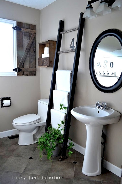 20 creative ways to use ladders for vintage home decorating11.jpg