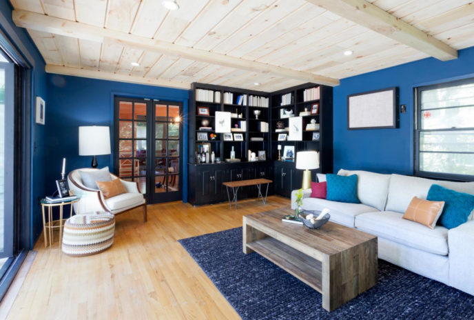 Bp_hucoh105h_navy blue living room bookcases_h.jpg.rend_.hgtvcom.1280.960.jpeg