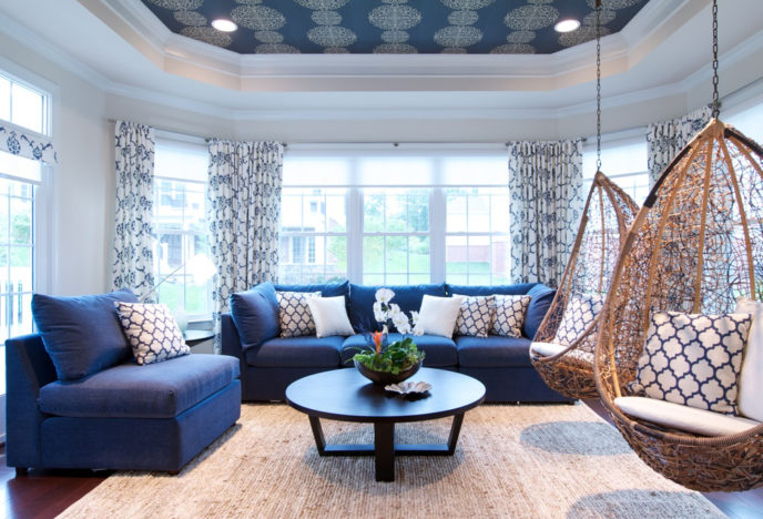 Contemporary living room with tray ceiling and ceiling decorations i_g istwkqh8s0qjok1000000000 nkzl6.jpg