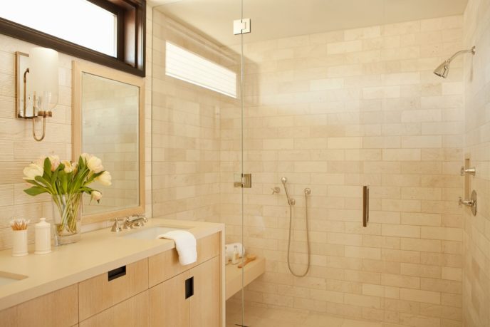 Contemporary master bathroom with subway tile and tile shower i_g isxztqbmm4karr1000000000 yqrez 1.jpg