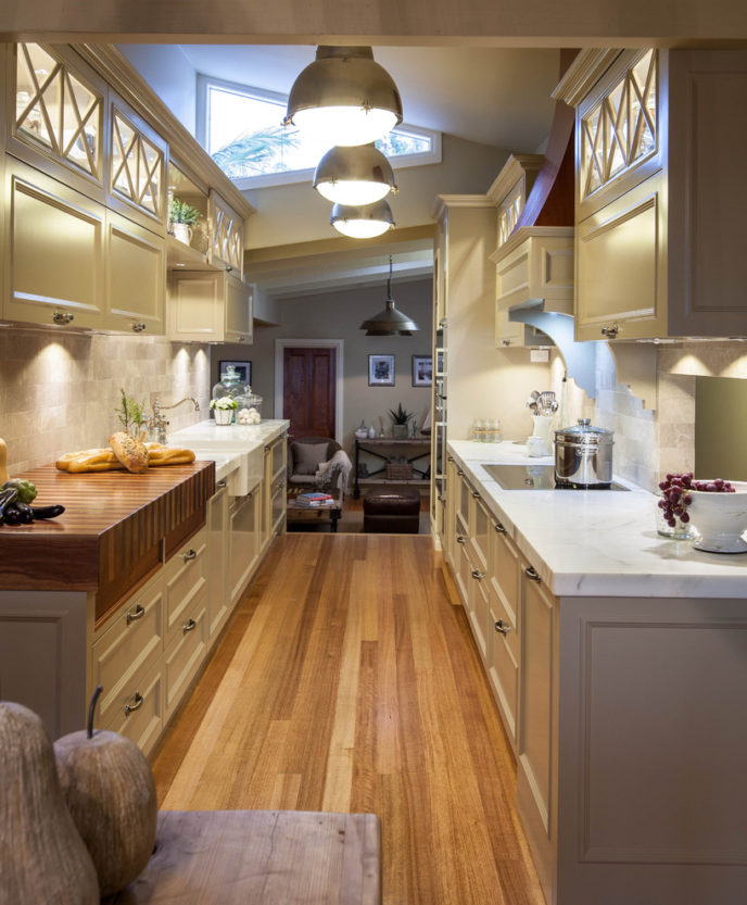 Narrow kitchen 12.jpg