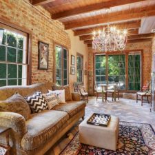 Rustic family room with herringbone tile i_g isle196a6yqltp1000000000 qyjy6.jpg