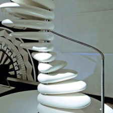 Unusual staircases edilco rolling 1.jpg