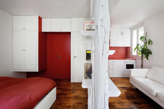 Main_montmatre red and white apartment 1.jpg