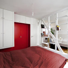 Main_montmatre red and white apartment 6.jpg