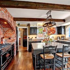 Rustic kitchen with exposed beams i_g isx39t6h0mnpqp1000000000 jfmsv.jpg