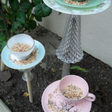 Post_diy teacup bird feeder 07.jpg