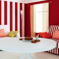 Post_minimalist living room design ideas with red and white stripes wall color decorating and white sofa.jpg
