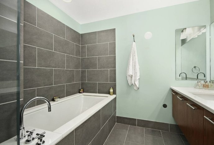 Post_contemporary master bathroom with glass wall i_g is56kh1fwxi2nx1000000000 col10.jpg