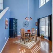 Post_country dining room with dining table and venetian blinds i_g istslwvi0byy4g0000000000 wrua6.jpg