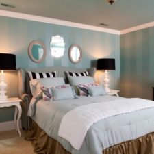 Post_traditional guest bedroom with crown molding and striped wallpaper i_g is9pt4a5ld5djw1000000000 xulvi.jpg