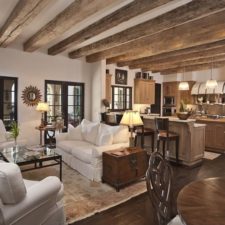 Post_cottage great room with reclaimed wood and ceiling beams i_g is hmssipzvs3tp ybulc.jpg