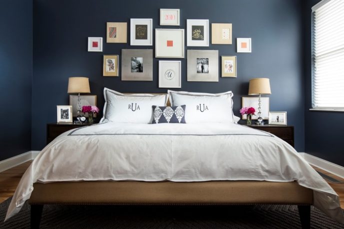 Post_dark blue bedroom design decor ideas with photo frame decoration.jpg