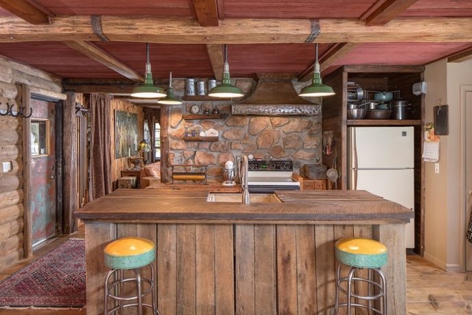 Post_rustic kitchen with french doors and breakfast bar i_g isx39l8hv2fugh1000000000 qgxqq.jpg