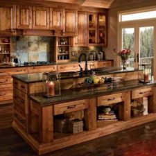 Post_rustic kitchen with reclaimed wood i_g is1vwgbqa10y9b1000000000 lozfm.jpg