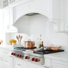 Post_traditional kitchen with subway tile and crown molding i_g isl6zd659gfx1y1000000000 i6h2v.jpg