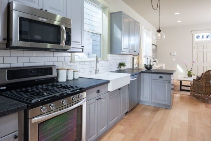 Post_cottage kitchen with subway tile i_g is1bdogt08m8rj0000000000 h4b7q.jpg