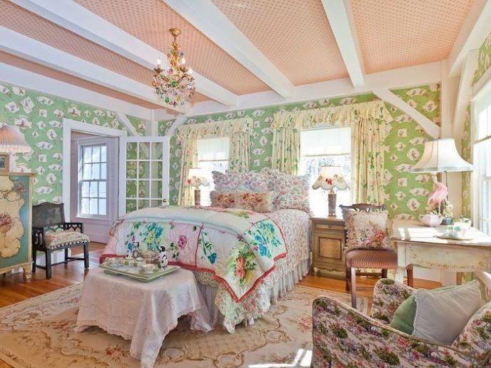 Post_cottage master bedroom with french doors i_g is j7s4vvhi75gd of5it.jpg