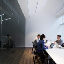 Post_minimalist black and white interior of 9gag office in hong kong designed by laab architects 12 696x464.jpg