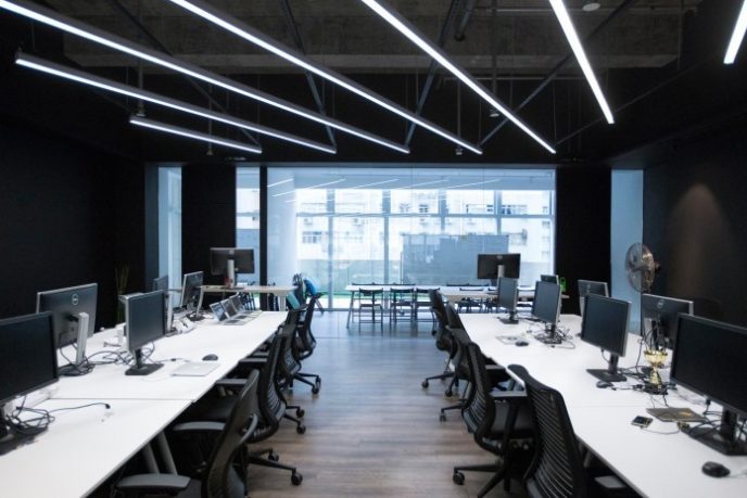 Post_minimalist black and white interior of 9gag office in hong kong designed by laab architects 14 696x464.jpg