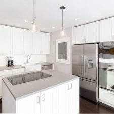 Post_modern kitchen with stone backsplash i_g is9hb1h7e255nb1000000000 dihy7.jpg