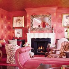 Post_red and pink living room1.jpg