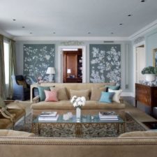 Post_traditional living room with wallpaper and buffet i_g is5ajvqk2j9fqq0000000000 rcn_f.jpg