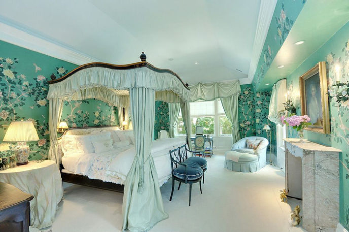 Post_traditional master bedroom with wallpaper i_g isphqpz6dc6ki21000000000 yuncr.jpg