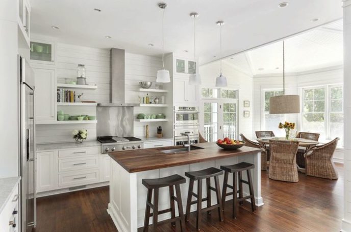 Post_cottage kitchen with breakfast nook breakfast bar and marble countertops i_g ishfvdt8kkbj8x1000000000 vx9rf 1.jpg