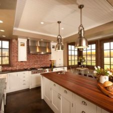 Post_country kitchen with brick backsplash i_g istkjdx6wvtyil0000000000 w9fgn.jpg