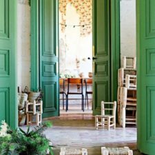 Post_gravityhome green french chateau1 665x435 1.jpg