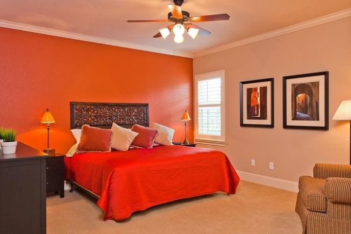 Post_modern guest bedroom with accent wall i_g is 7z1id7sm25b1 fepfv.jpg