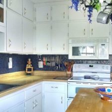 Post_traditional kitchen with glass backsplash and screen porch i_g istwwj8yc9ukzi1000000000 pwgef.jpg