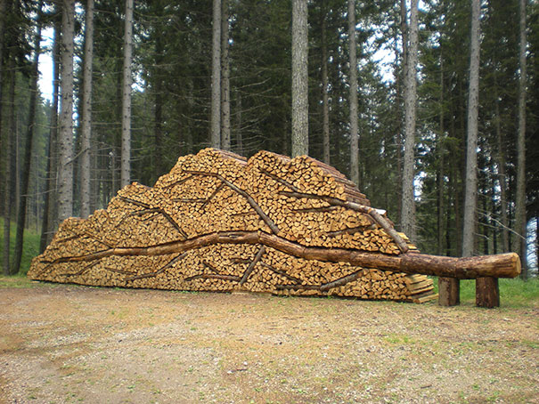 Creative wood pile stacking art 33 58186a123f398__605.jpg