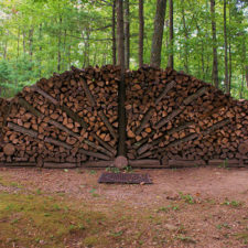 Creative wood pile stacking art 37 581887c52f46f__605.jpg