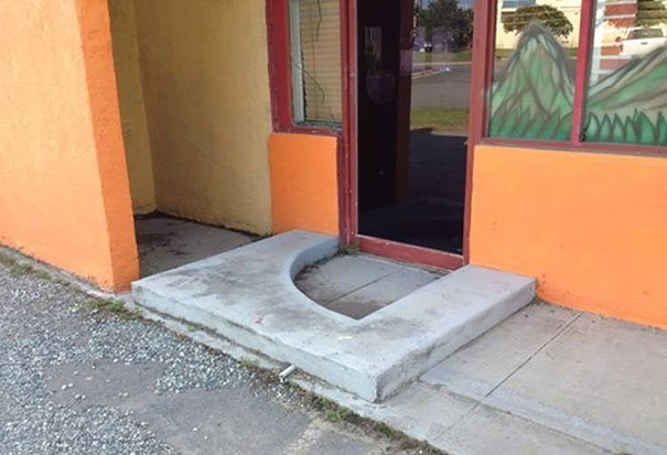 Funny architect construction fails you had one job 56 582333c99e198__605.jpg