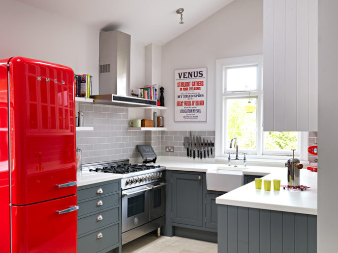 Post_13 cherry red fridge small kitchen design idea homebnc.jpg