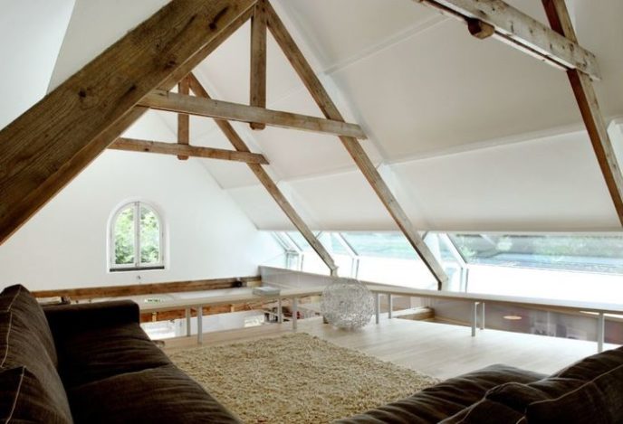 Post_contemporary design coupled with rustic barn structure.jpg