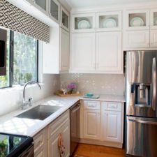 Post_julie dodson_smallspace_kitchen.jpg.rend_.hgtvcom.966.644.jpeg