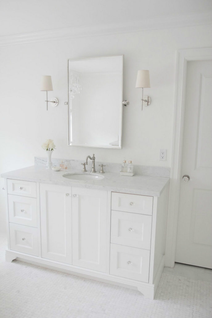 Post_simply white oc 117 by benjamin moore.jpg