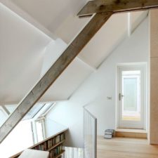 Post_staircase leading to the attic.jpg