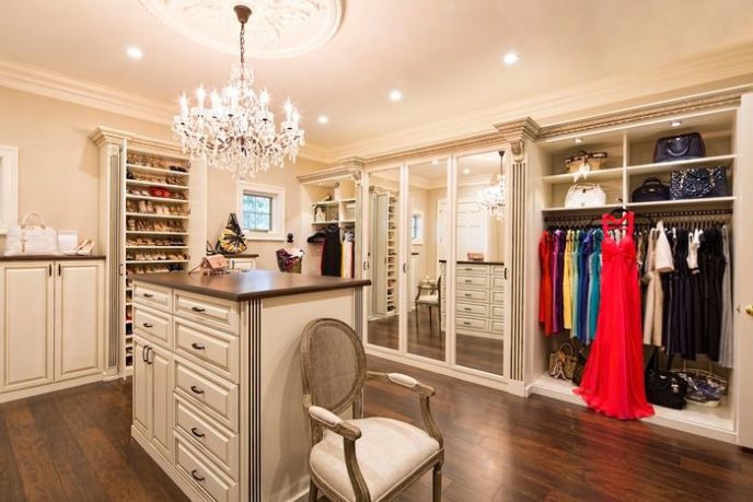 Post_traditional closet with built in bookshelf and crown molding i_g is5uqaj9qy95471000000000 junfb.jpg