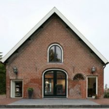 Post_view of barn like facade of house g 1.jpg