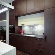 Post_wooden shelves make use of vertical space in the kitchen.jpg