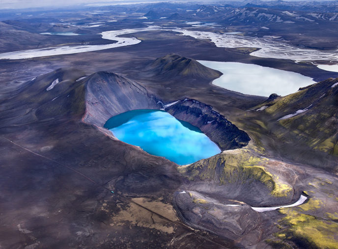 Iceland nature travel photography 23 5863c3954c2d8__880.jpg