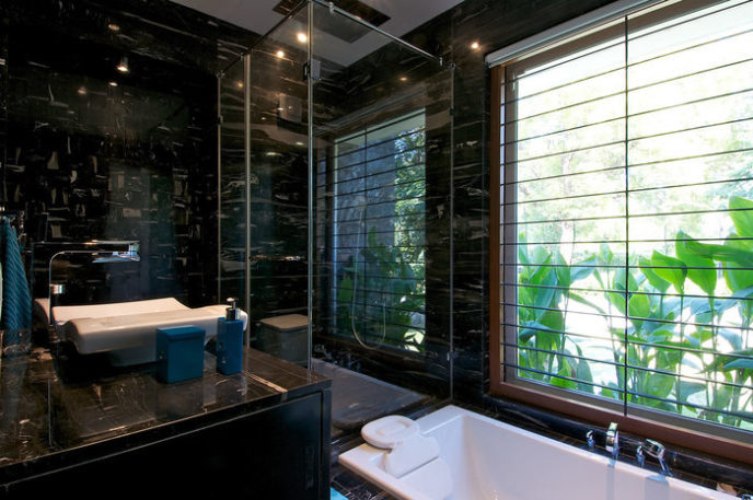 Post_bungalow baroda india dark bathroom.jpg