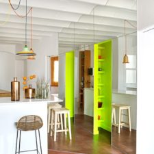 Post_piso pereiv44 miel arquitectos interiors barcelona apartment residential_dezeen_2364_col_0.jpg