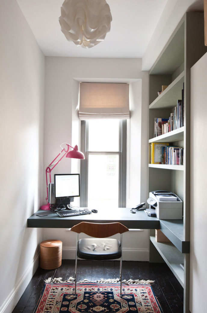 Post_post_diy wall mounted desk for a pleasent job10.jpg