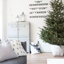 Post_scandinavian living room decor with christmas decor ideas from amsterdam.jpg