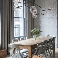 Post_dumbo loft robertson pasanella dining table lindsey adelman light remodelista.jpg